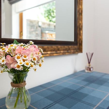 Dormie Cottage, Lovely Bright And Spacious Bungalow With Wood Fire Балатър Екстериор снимка